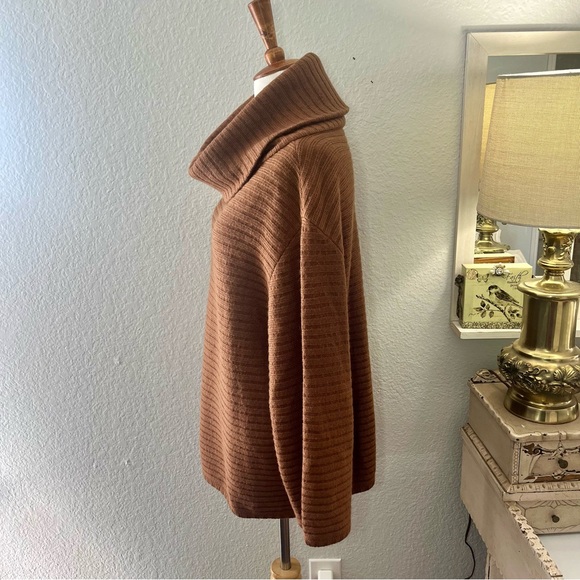 Carolyne Roehm vintage Wool Cashmere Cowl Neck Sweater Size Small - Picture 5 of 12